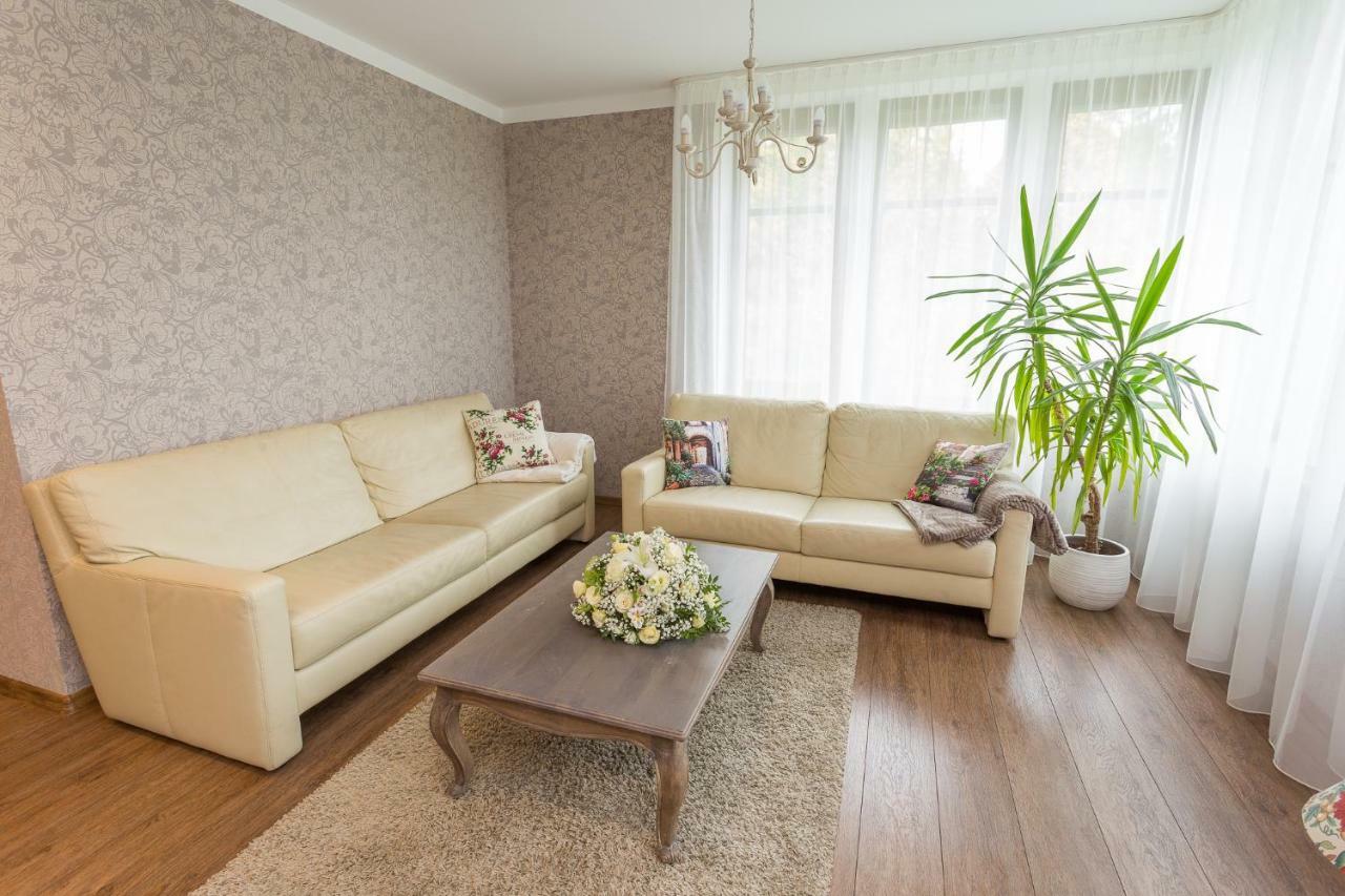 Park Apartments Valmiera Exterior foto